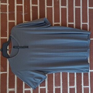 Lululemon shirt 👕 man's women's